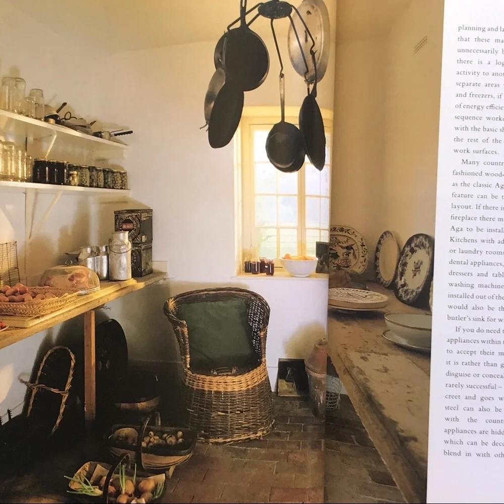 Traditional Country Style Elizabeth Wilhide Paperback Coffee Table Book - Picture 7 of 13